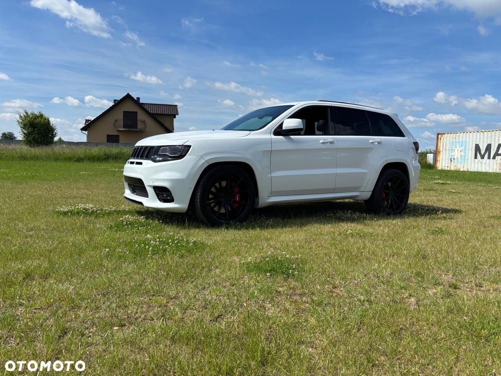 Jeep Grand Cherokee - 1