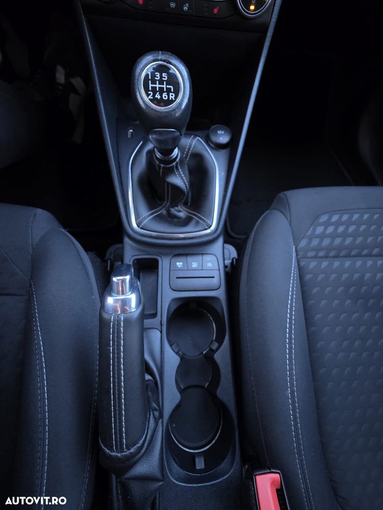 Ford Fiesta 1.0 EcoBoost S&S TITANIUM - 18