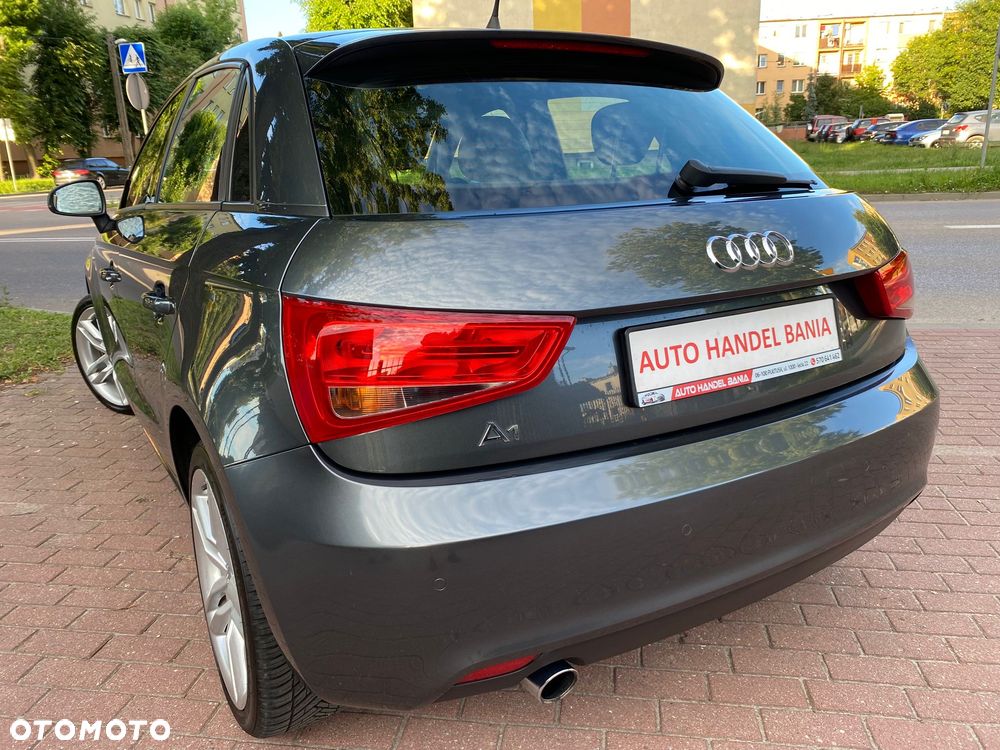 Audi A1 Sportback 1.6 TDI Attraction S tronic - 20