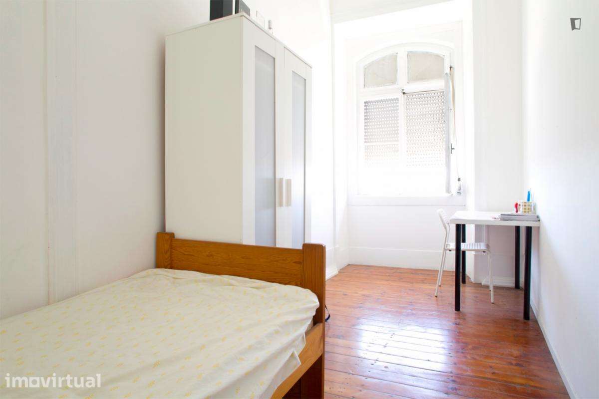 Quarto - localizado em Alcântara Lisbon - Grande imagem: 5/14