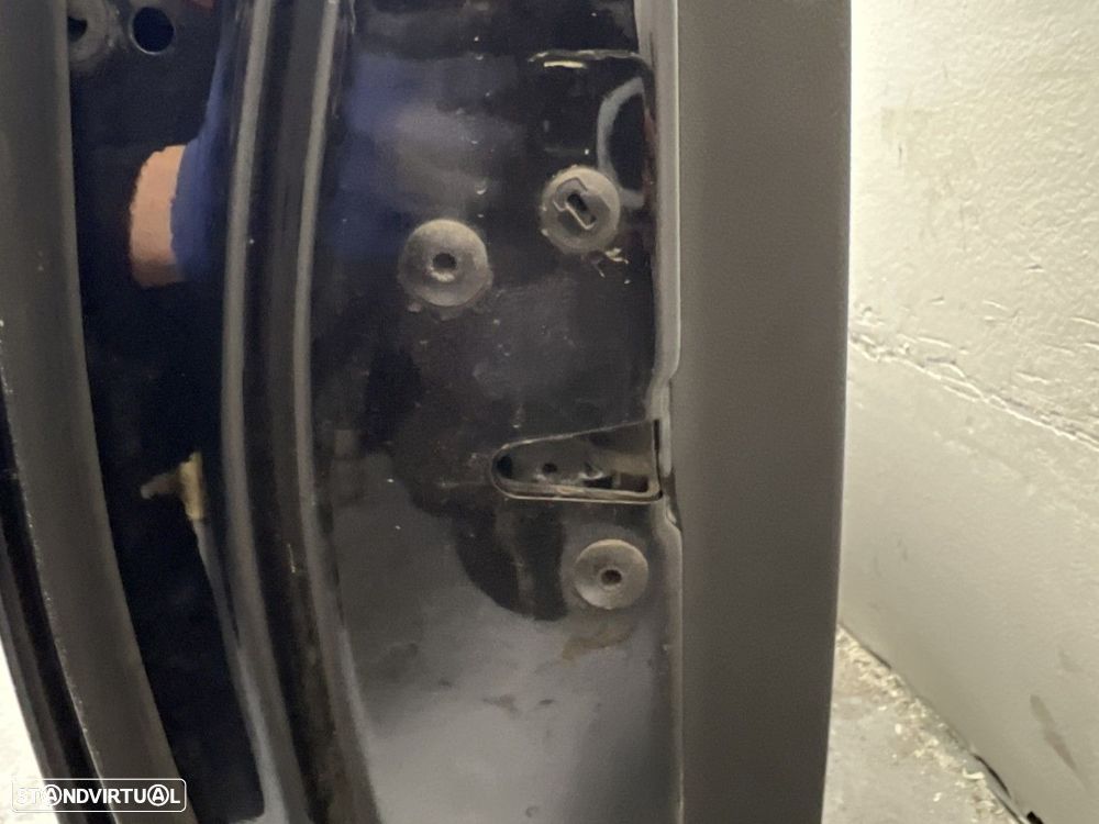 Fecho da porta Esq Frente VW GOLF VI (5K1) 3 PORTAS 2008 - 2013 - 1