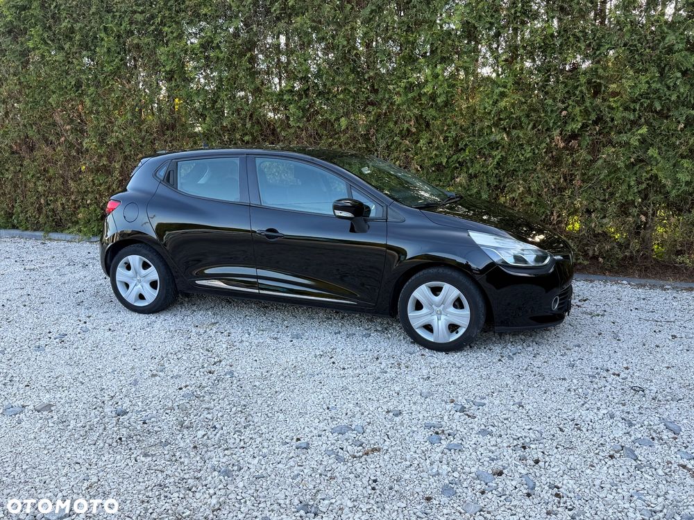 Renault Clio 1.2 16V 75 Expression - 16