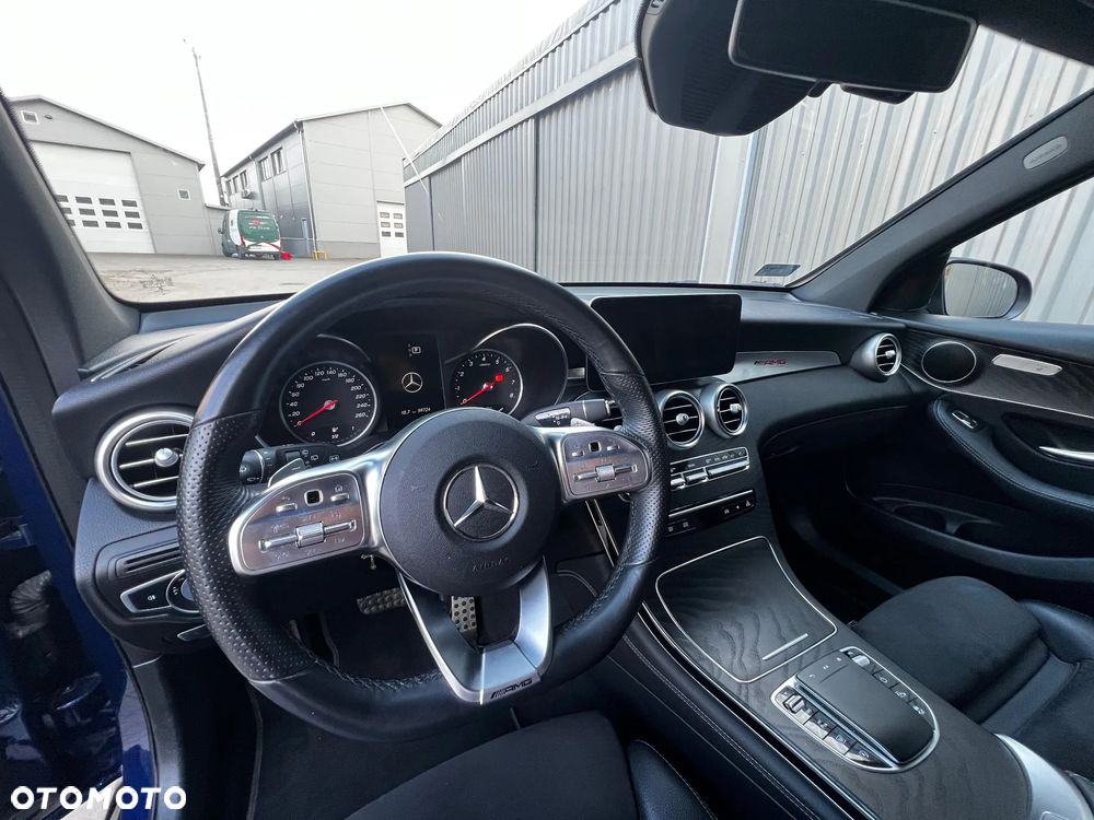 Mercedes-Benz GLC 200 4Matic 9G-TRONIC AMG Line - 32