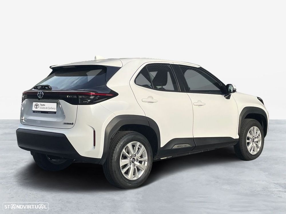 Toyota Yaris Cross 1.5 HDF Comfort Plus - 18