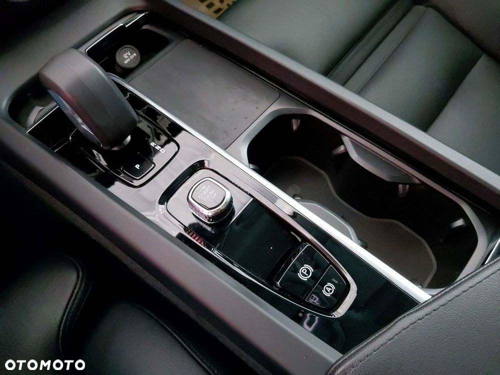 Volvo XC 60 - 33