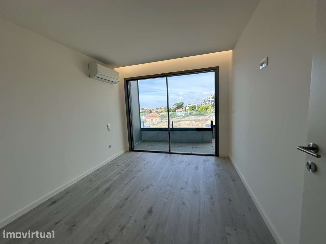 Um T1 novo, no Canidelo Gardens II com garagem, arrumos, vista mar AF - Grande imagem: 4/17