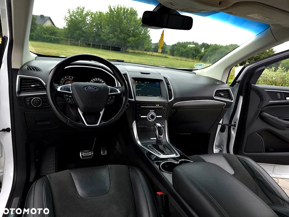 Ford Edge 2.0 TDCi Bi-Turbo 4x4 Sport - 36