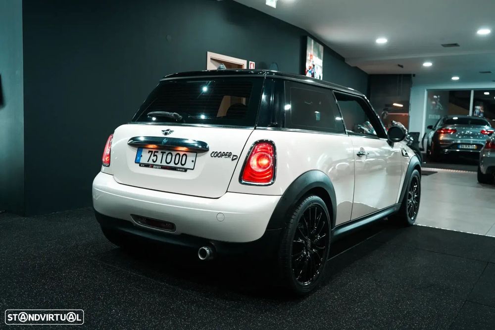 MINI 3 Portas Cooper D - 8