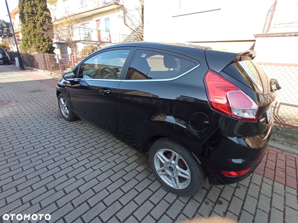 Ford Fiesta 1.0 EcoBoost Titanium - 5