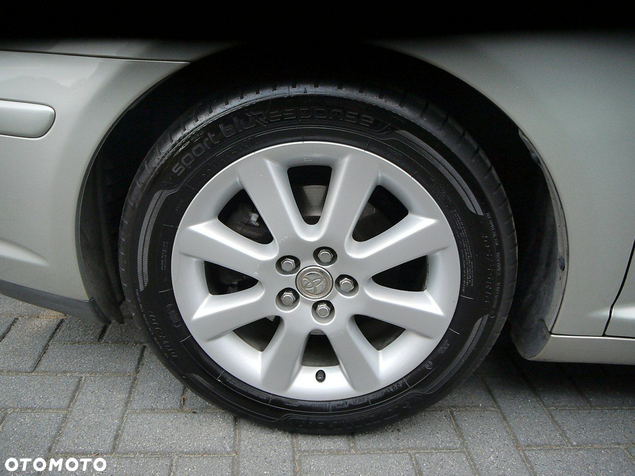 Toyota Avensis 1.8 VVT-i Sol - 15
