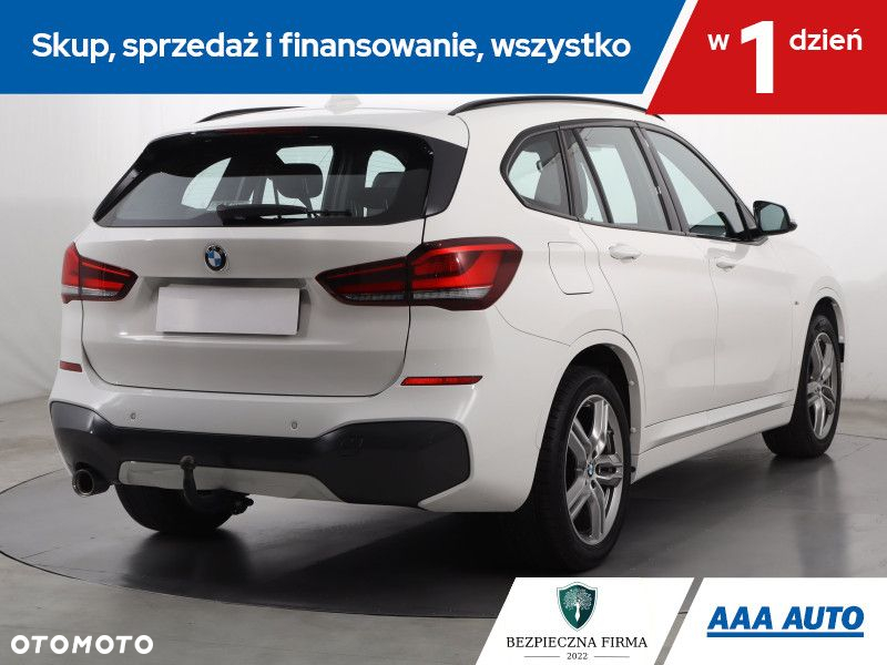 BMW X1 - 6