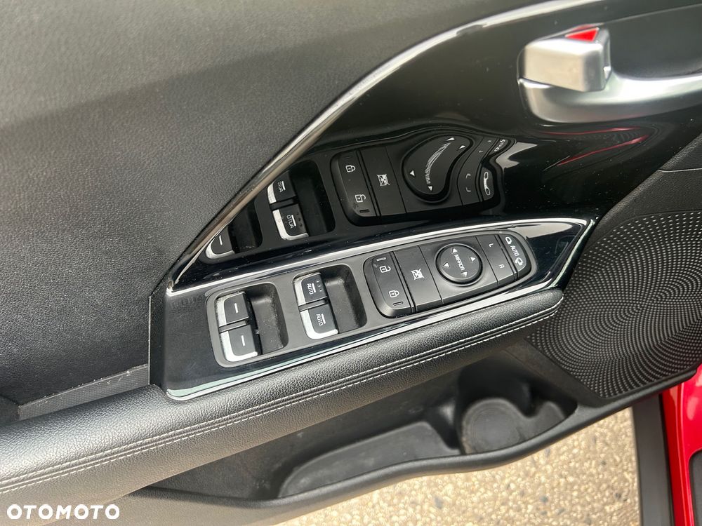 Kia Niro 1.6 GDI Hybrid L Business Line - 33