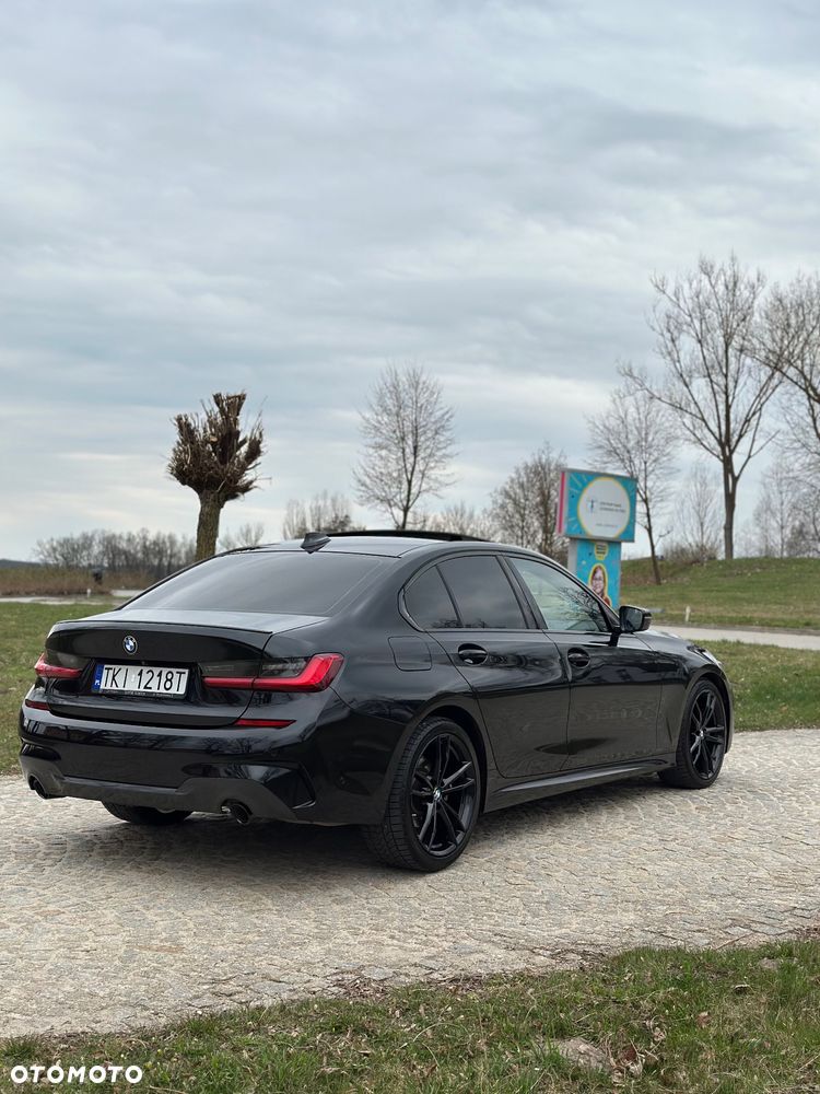 BMW Seria 3 320d xDrive M Sport Shadow sport - 4