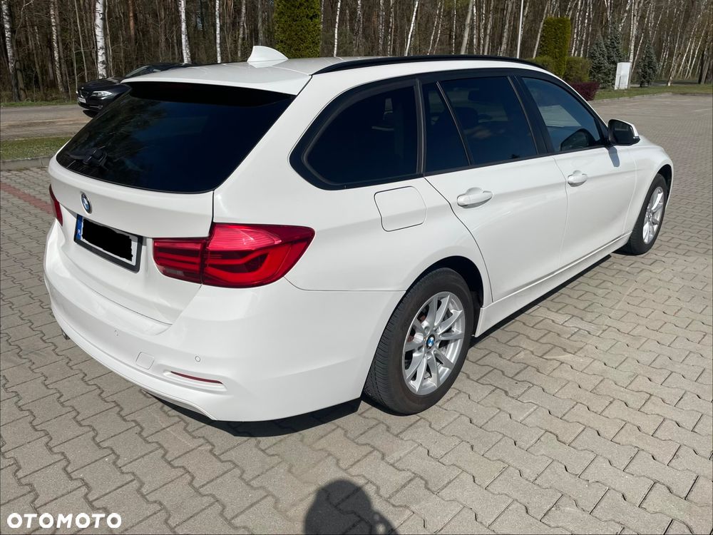 BMW Seria 3 320d Edition Luxury Line Purity - 7