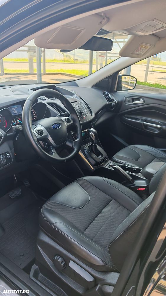 Ford Kuga 2.0 TDCi Powershift 4WD Titanium - 15