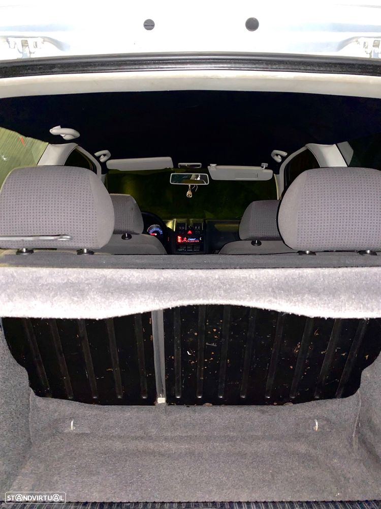 VW Polo 1.4 TDi Trendline - 3