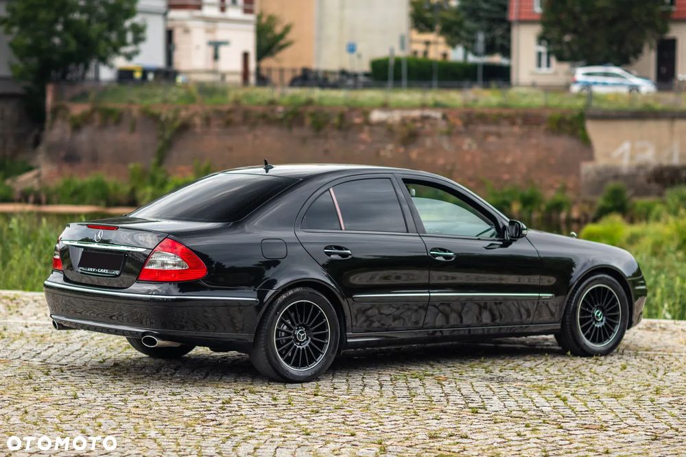 Mercedes-Benz Klasa E - 19