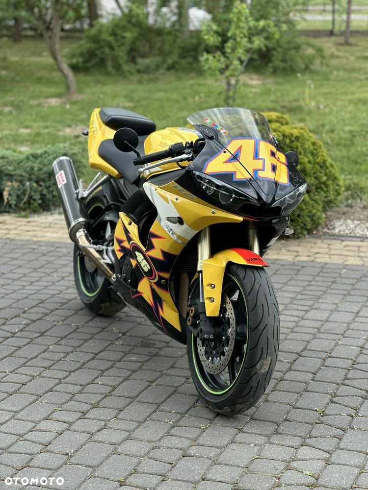 Yamaha R6 - 26