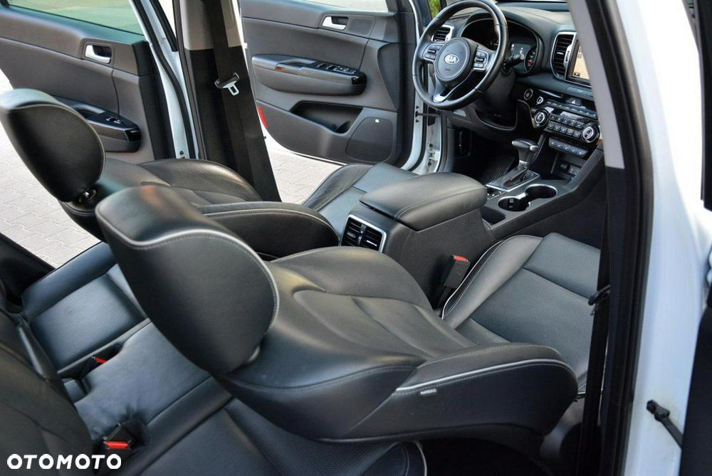 Kia Sportage 2,0 CRDI AWD Platinum - 19