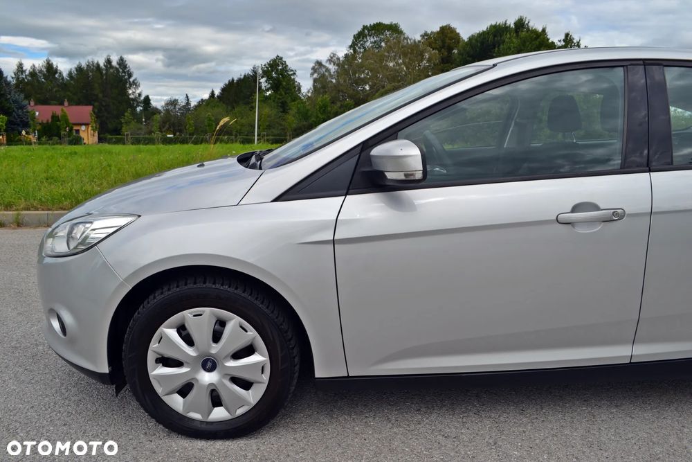 Ford Focus - 8