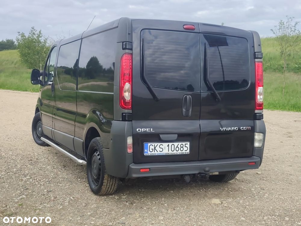 Opel Vivaro - 10