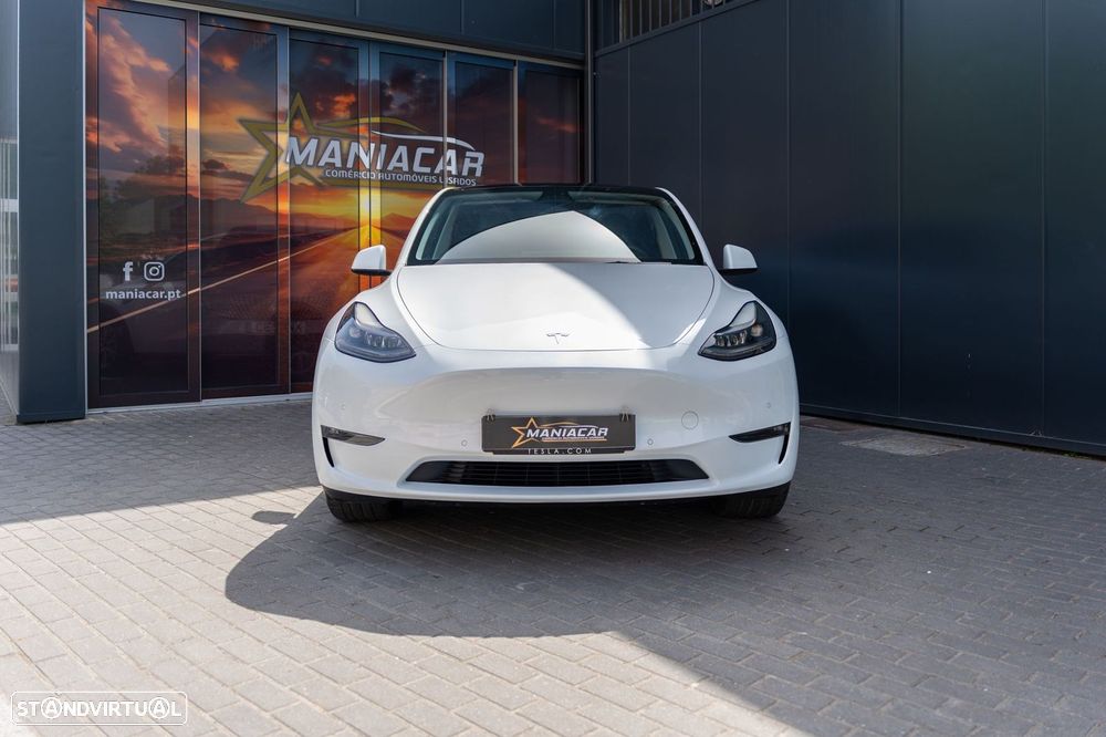 Tesla Model Y Long Range Dual Motor AWD - 2