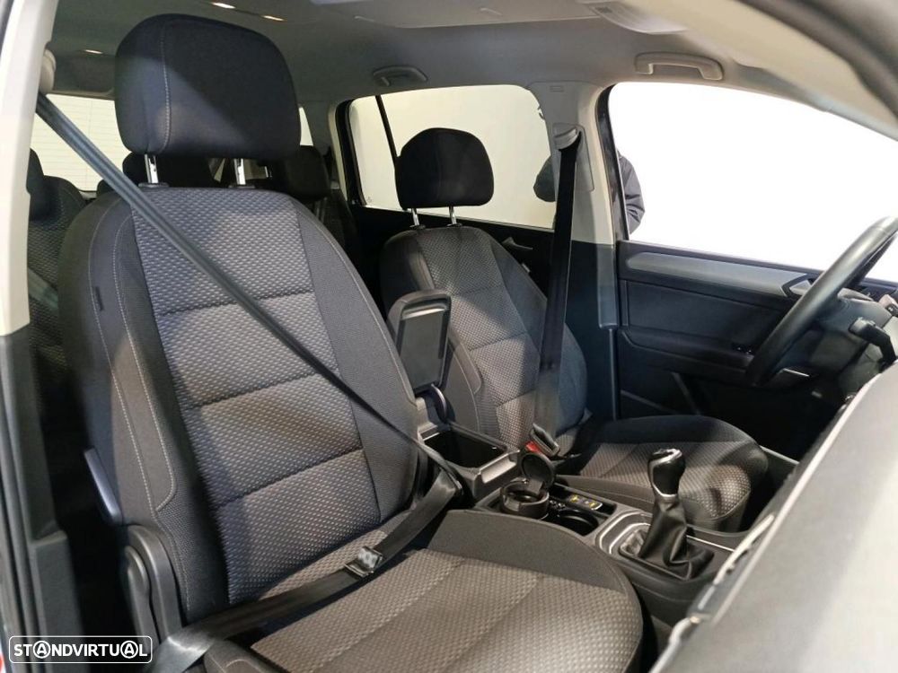 VW Touran 1.5 TSI Confortline - 9