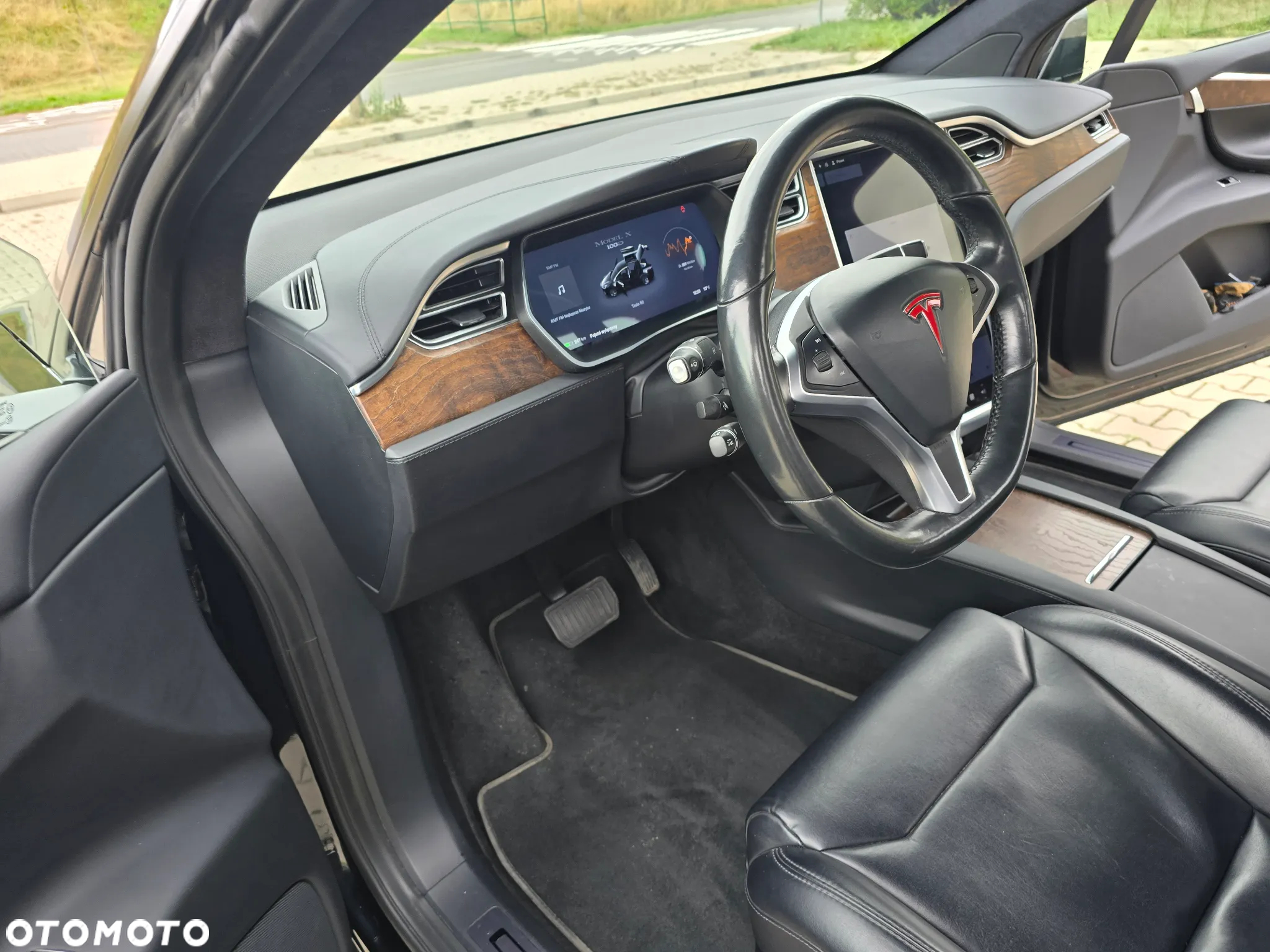 Tesla Model X Long Range Plus - 8