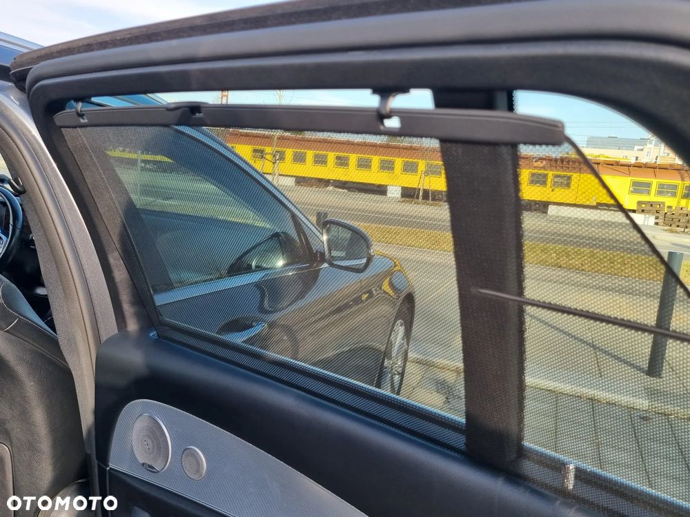 Mercedes-Benz Klasa E 220 d 4-Matic Business Edition 9G-TRONIC - 17