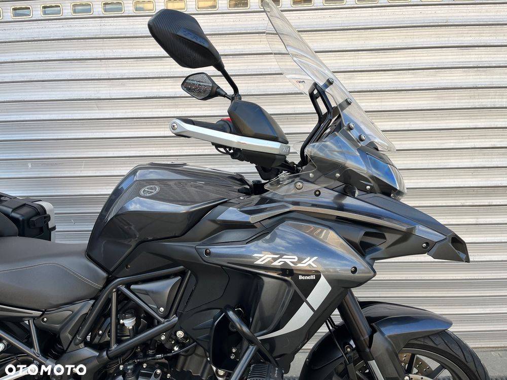 Benelli TRK 502 - 18