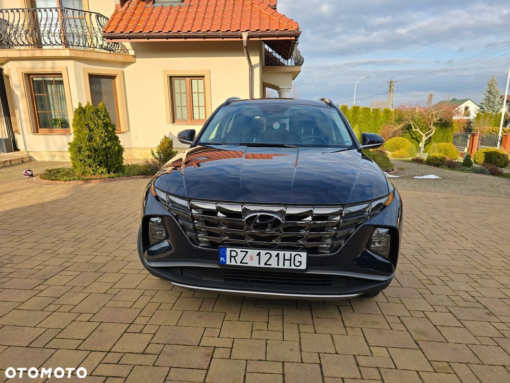 Hyundai Tucson 1.6 T-GDi HEV Executive 4WD - 2