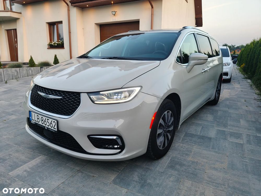 Chrysler Pacifica - 9