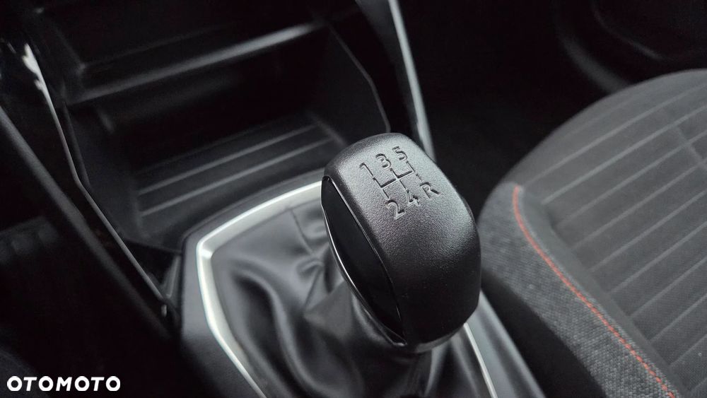 Peugeot 208 PureTech 75 Active Pack - 12