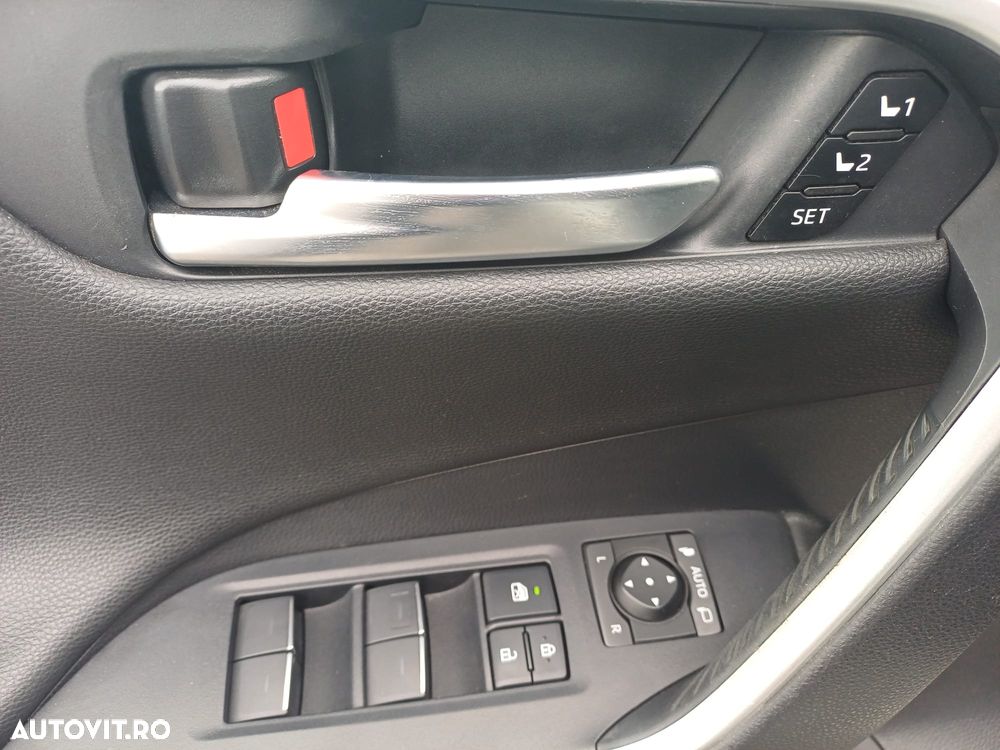 Toyota RAV4 2.5 VVT-iE 4x4 Luxury - 14