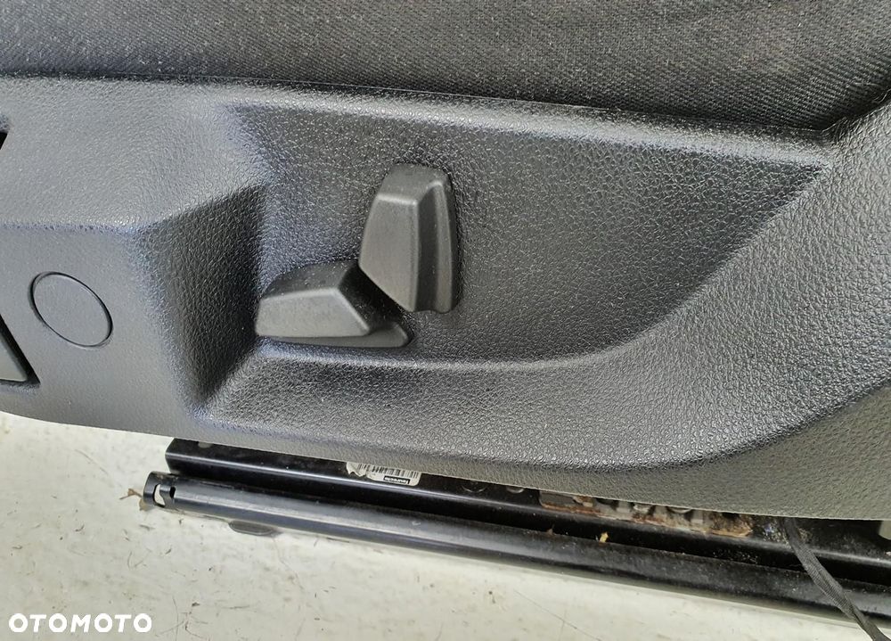 FOTEL KIEROWCY LEWY PRZÓD BMW 5 F10 EUROPA - 8