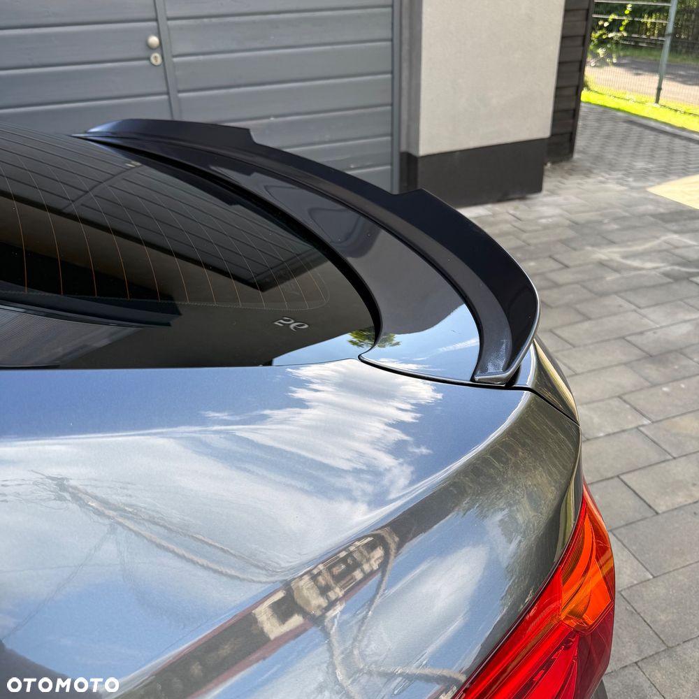 BMW 3GT 330d Luxury Line - 9