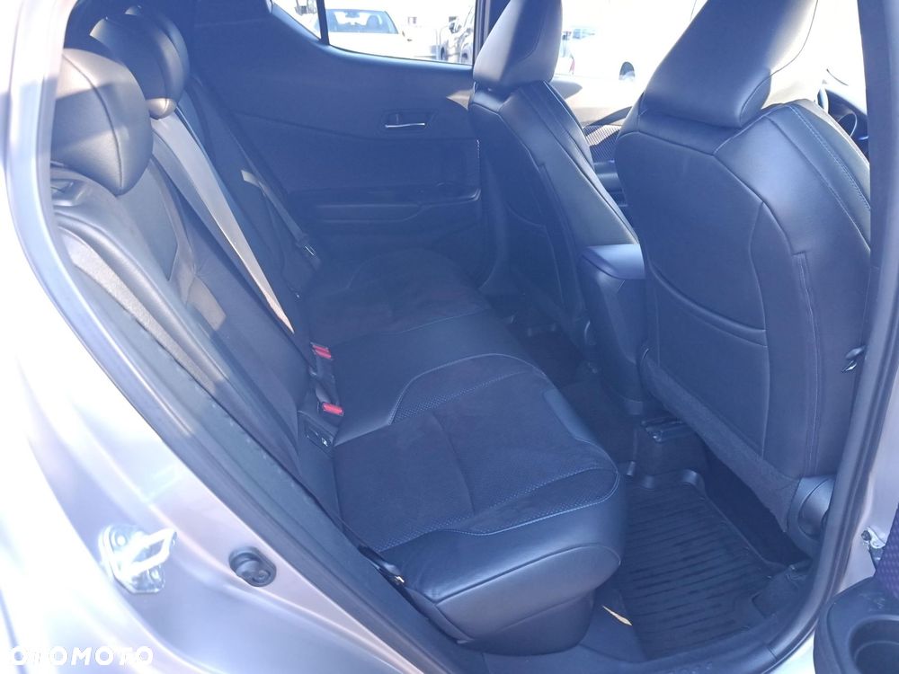 Toyota C-HR 1.8 Hybrid Dynamic - 23