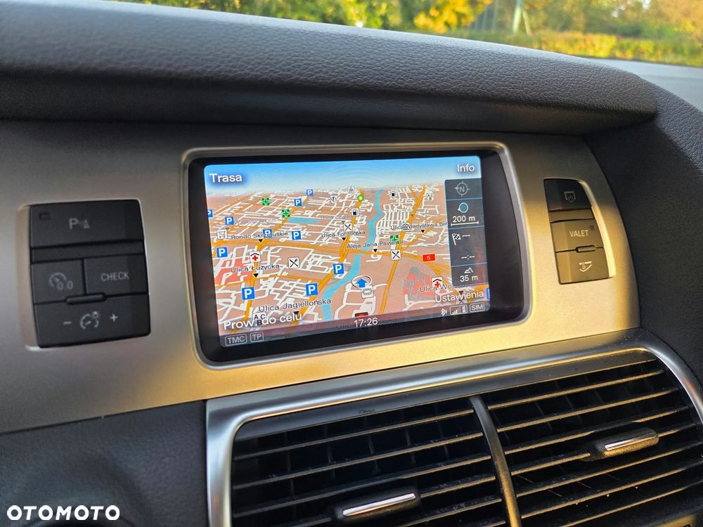 Audi Q7 - 12
