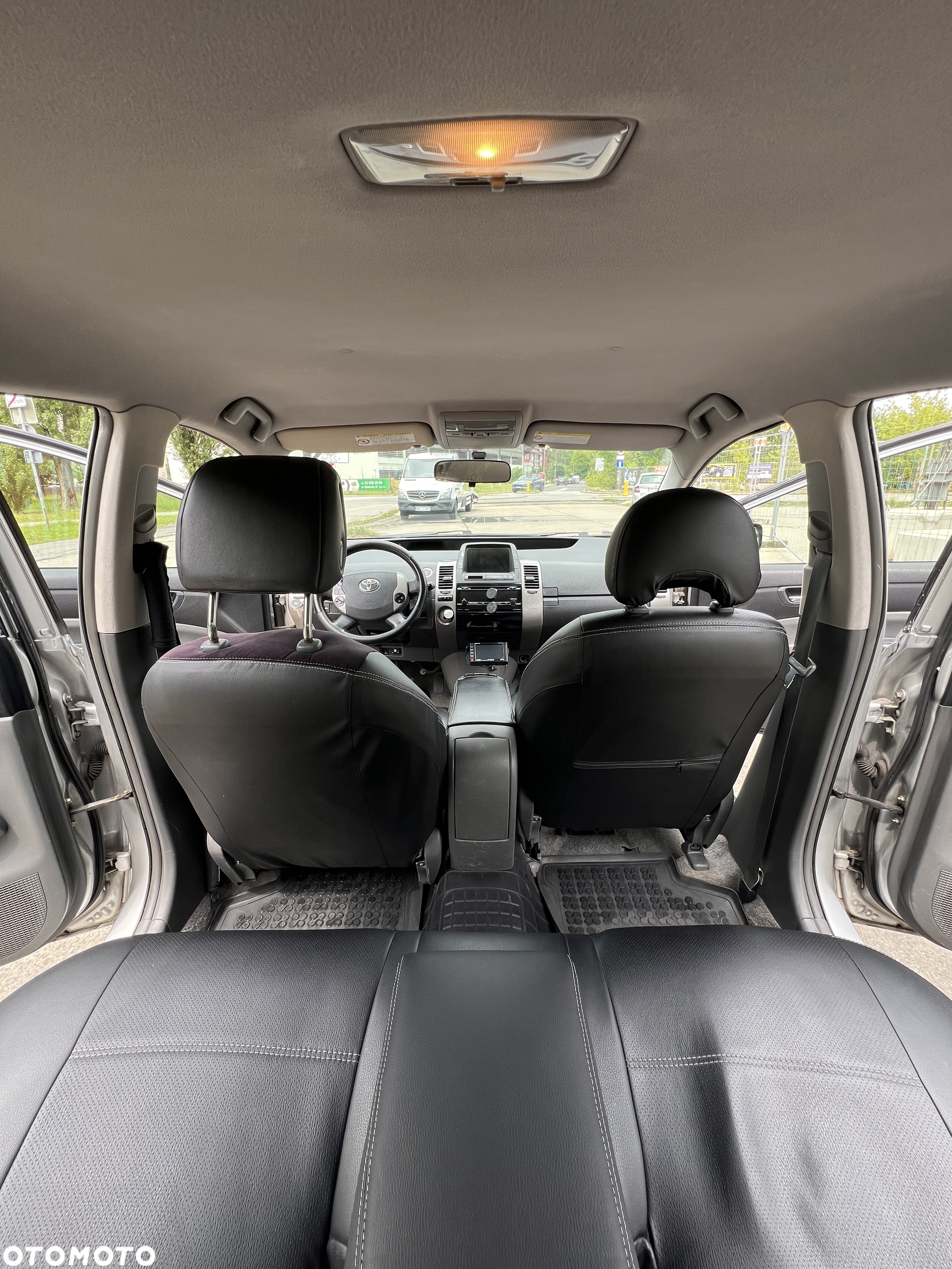 Toyota Prius - 22