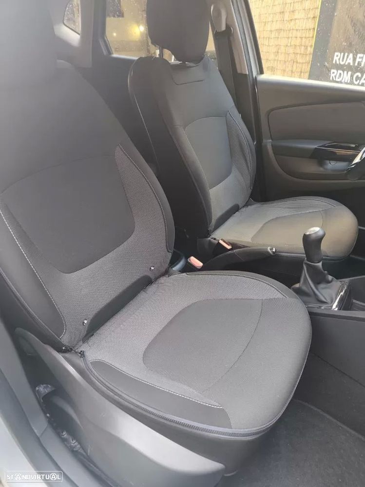 Renault Captur 1.5 dCi Exclusive C/Pneu - 10