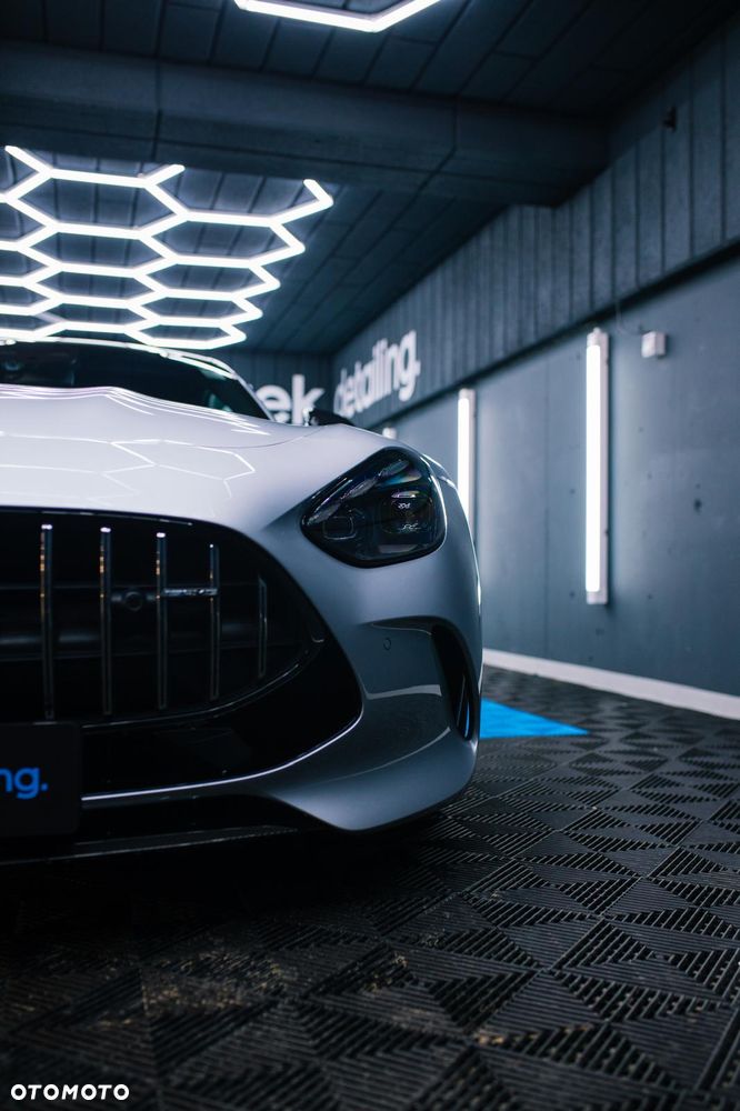 Mercedes-Benz AMG GT - 5