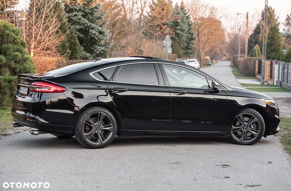 Ford Fusion - 13