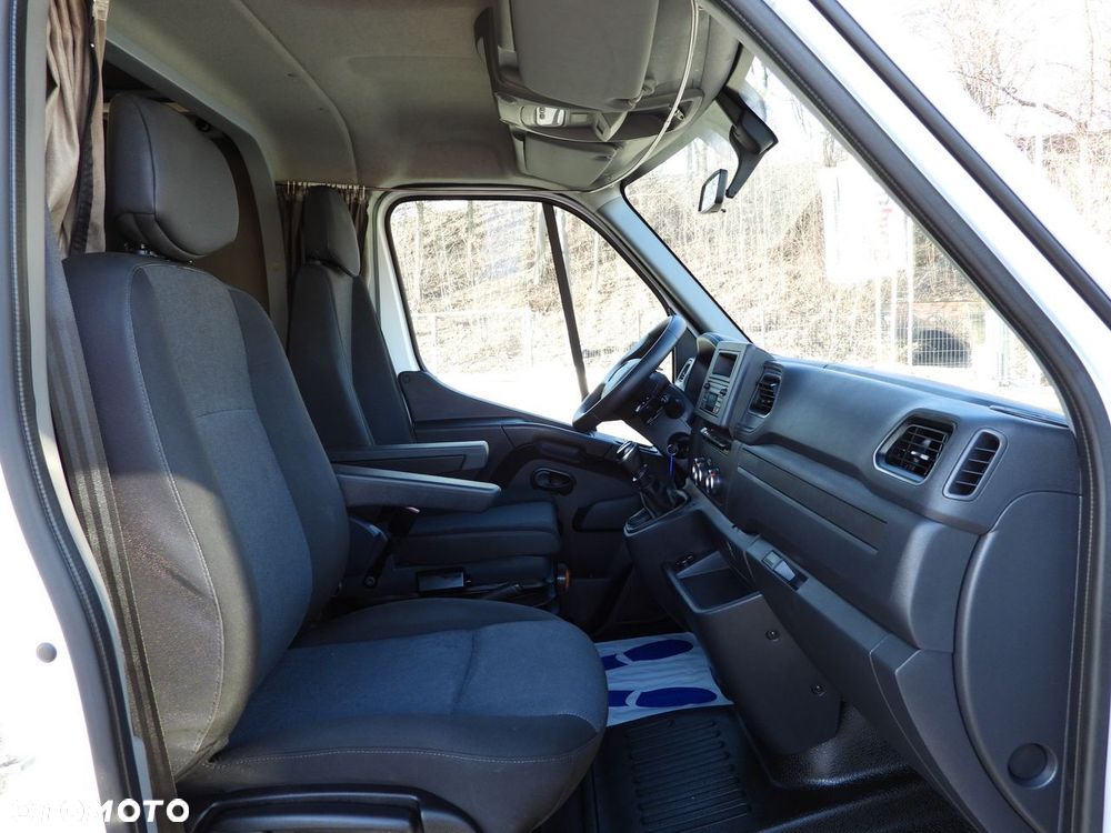 Renault MASTER PLANDEKA 10 PALET WEBASTO TEMPOMAT LEDY PNEUMATYKA KLIMATYZACJA  165KM - 35