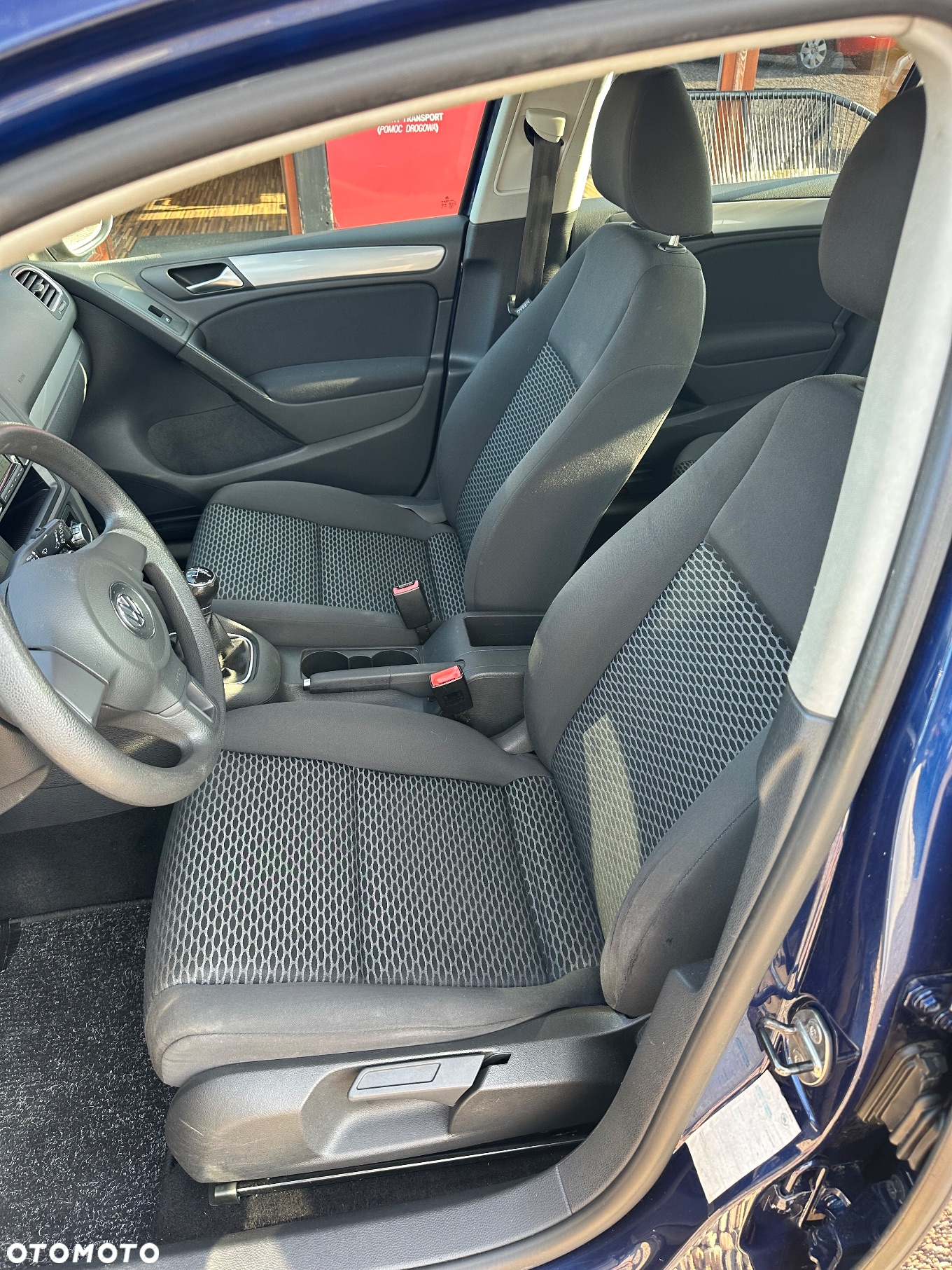 Volkswagen Golf 1.6 TDI DPF Comfortline - 10