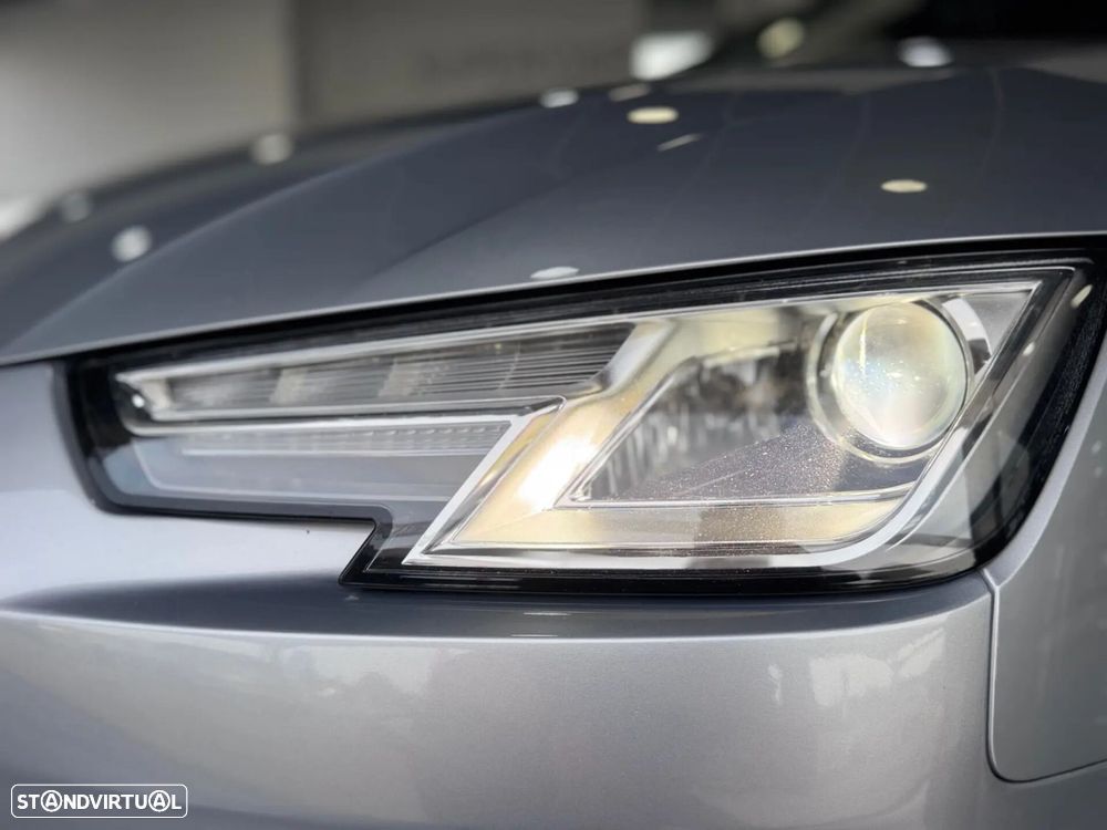 Audi A4 Avant 2.0 TDI Business Line - 26