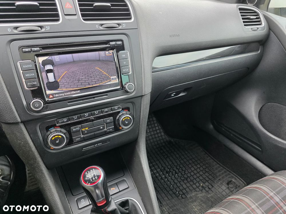 Volkswagen Golf 2.0 GTI Edition 35 - 10