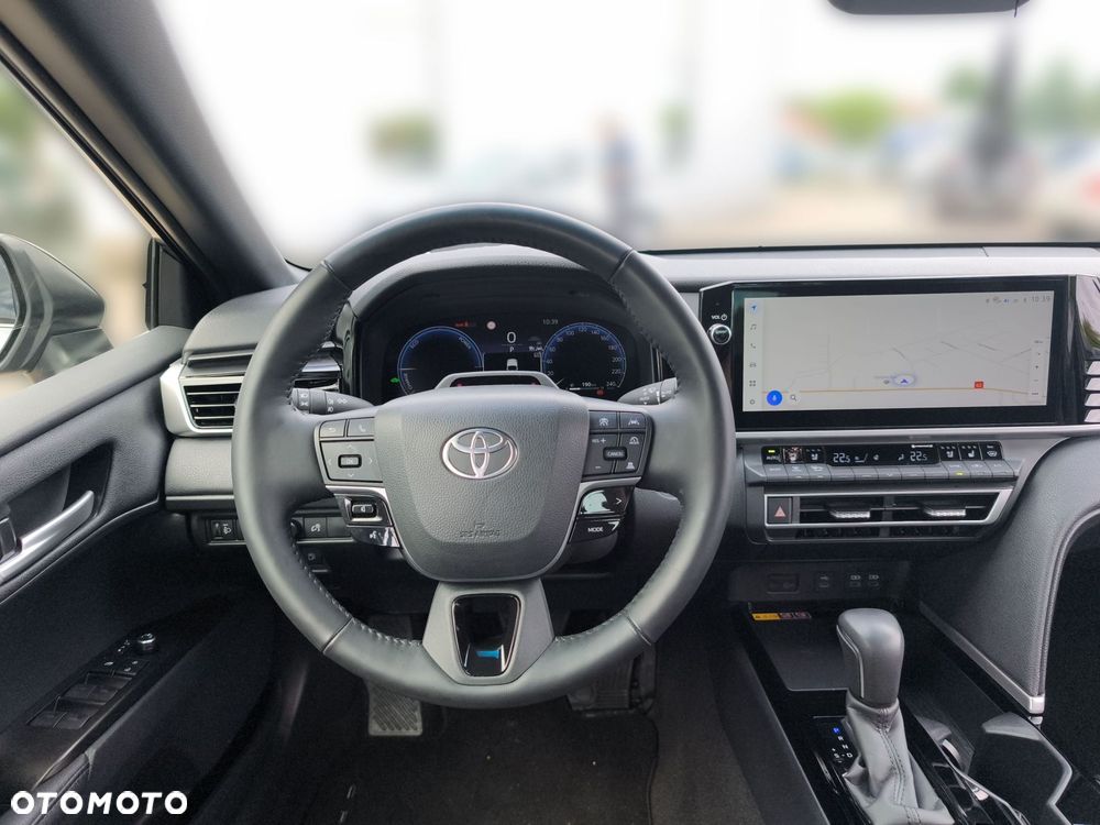Toyota Camry - 15