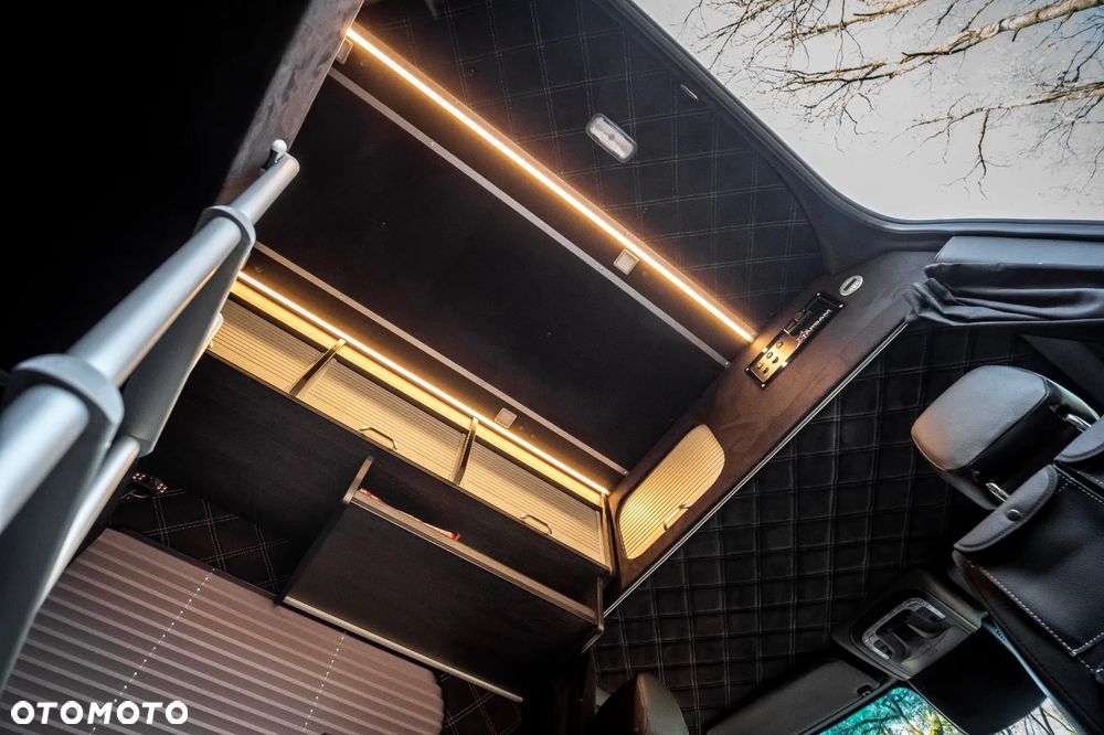 Mercedes-Benz Sprinter - 23