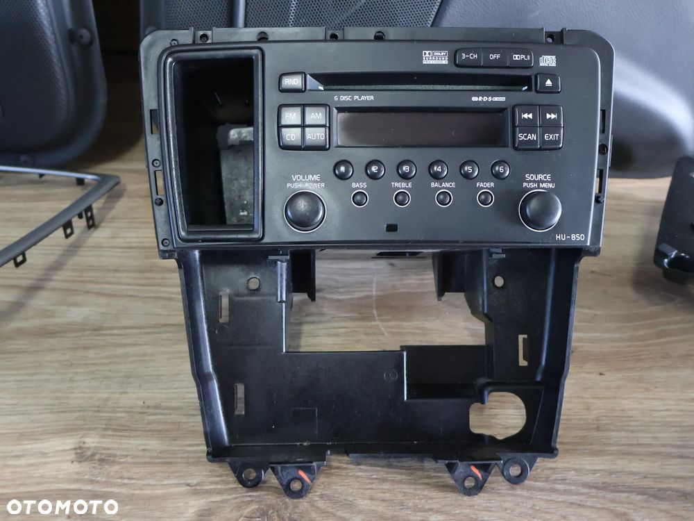 VOLVO XC70 V70 S60 LIFT 04-08 RADIO HU-850 FABRYCZNE RADIOODTWARZACZ CD - 1