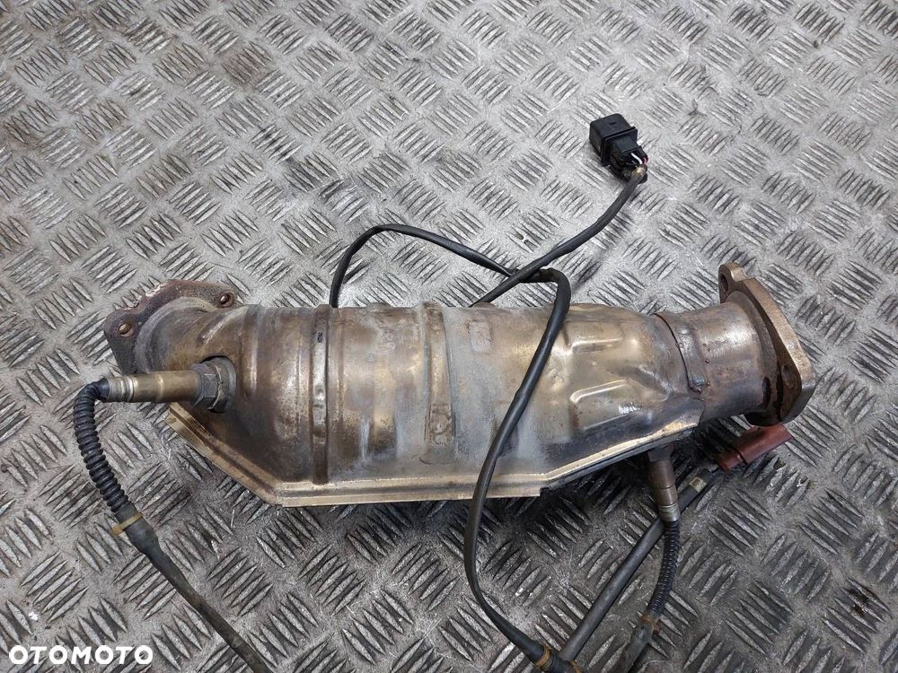 KATALIZATOR PUSTY AUDI A4 B6 2.0 20V ALT 8E0131702BH 06B906265D - 3